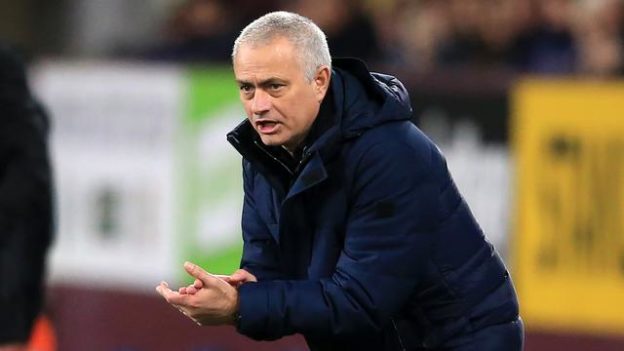 Jose Mourinho Keluhkan Fasilitas Tim Tamu di Old Trafford